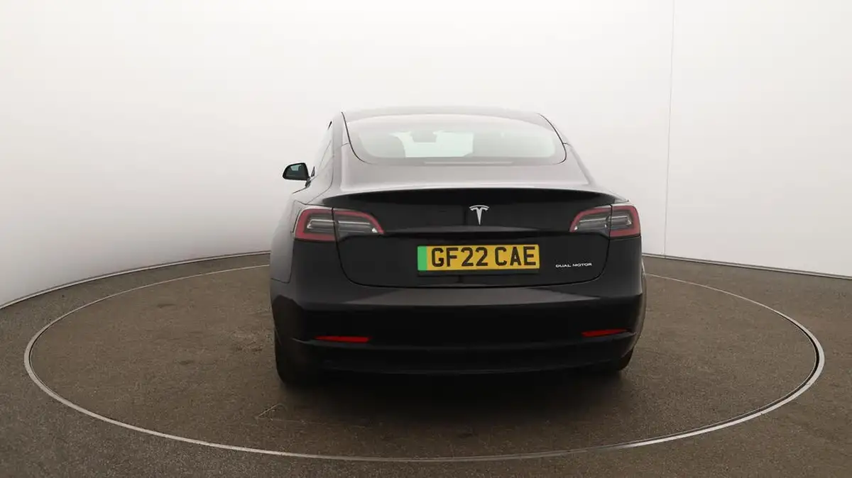 2022-tesla-model-3-e-long-range-big-50