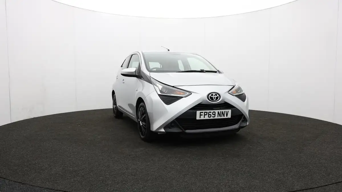 2019-toyota-aygo-10-vvt-i-x-play-big-44
