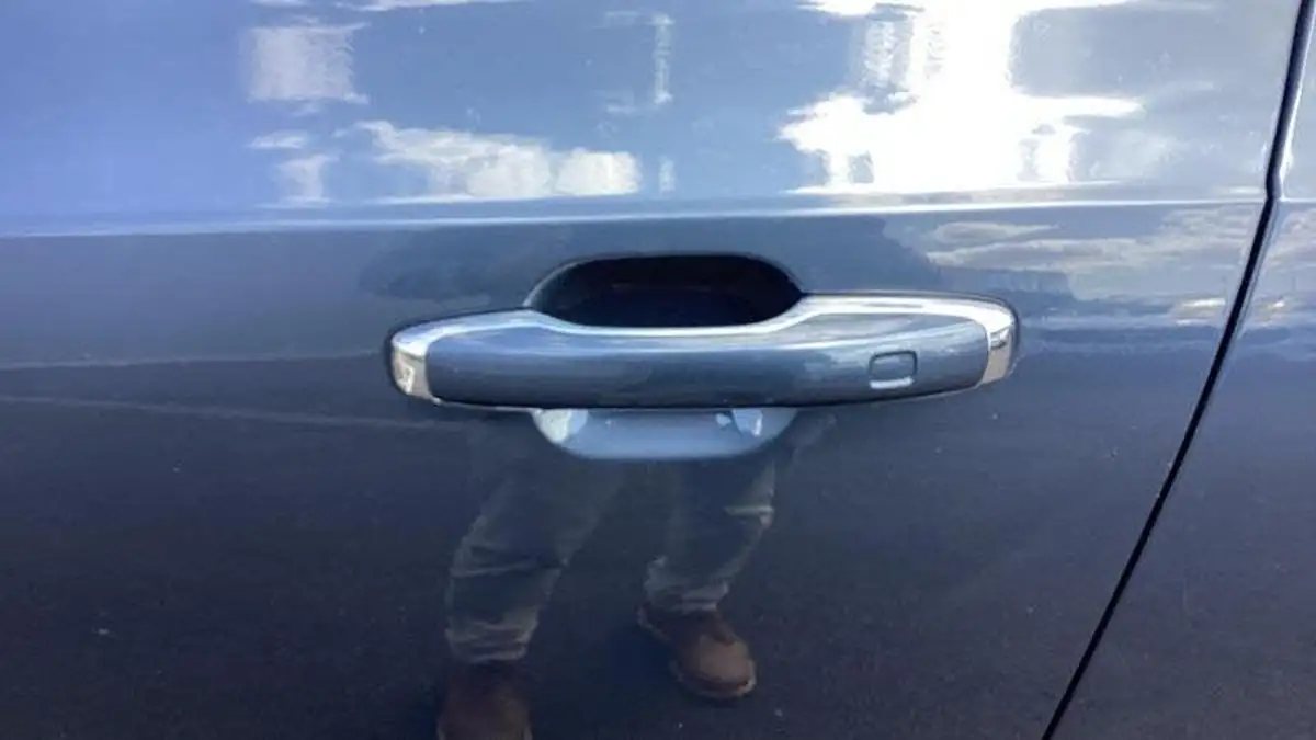 2020-volvo-xc90-20-b5-inscription-big-16