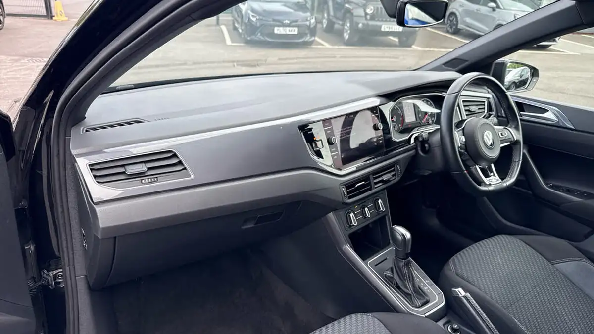 2021-volkswagen-polo-10-tsi-r-line-110ps-dsg-big-9