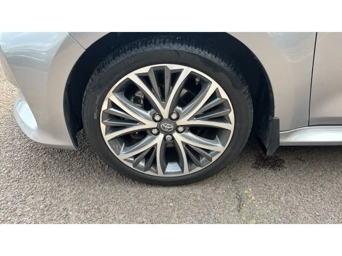 2022-toyota-yaris-15-vvt-i-excel-big-26