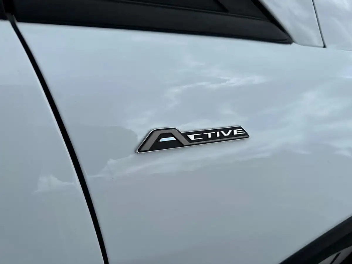 2023-ford-fiesta-10t-active-125ps-hybrid-mhev-big-35