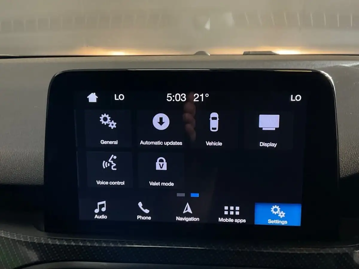 2019-ford-focus-15t-st-line-x-182ps-hatchback-big-55
