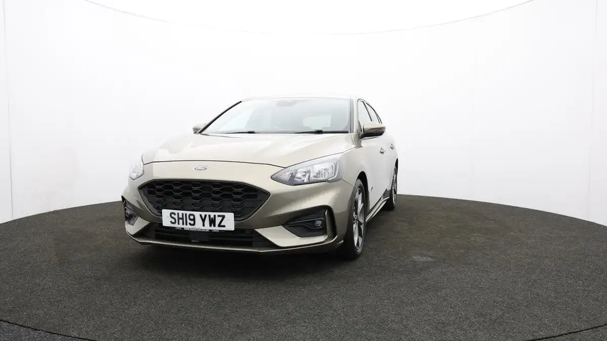 2019-ford-focus-15-st-line-ss-hatchback-big-57