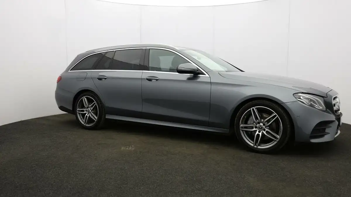 2018-mercedes-benz-e-class-20d-e220d-amg-line-ss-estate-5d-big-49