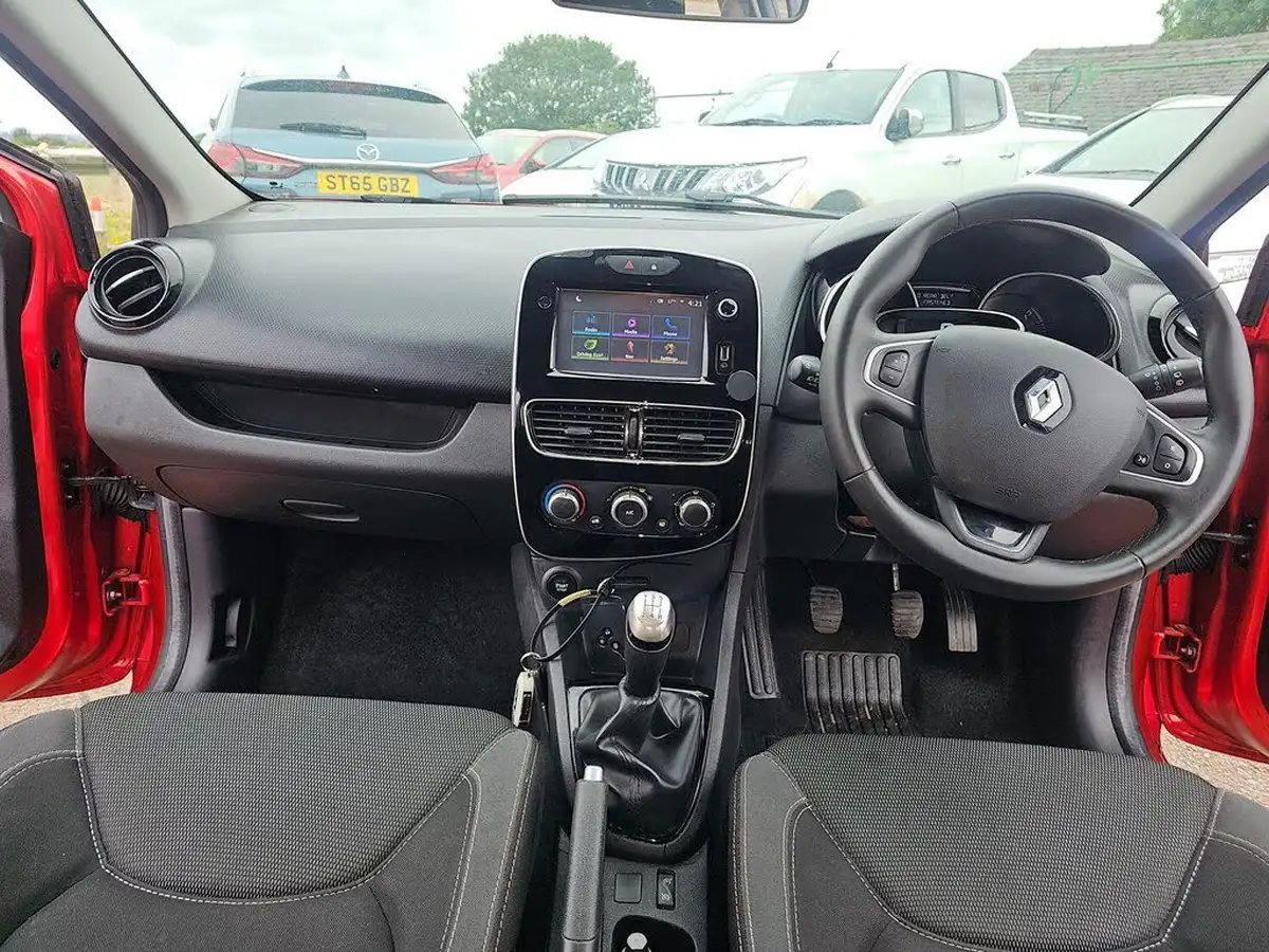 2018-renault-clio-12-dynamique-nav-big-16