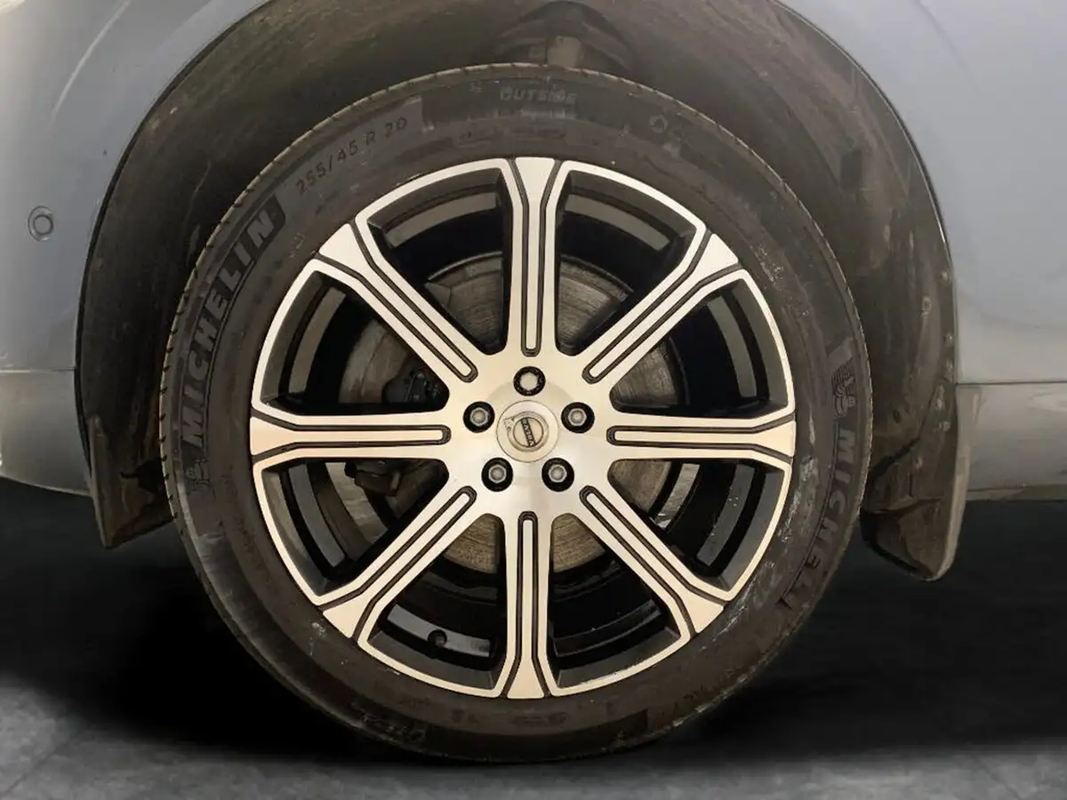 2018-volvo-xc60-20td-d4-inscription-pro-4x4-geartronic-big-33