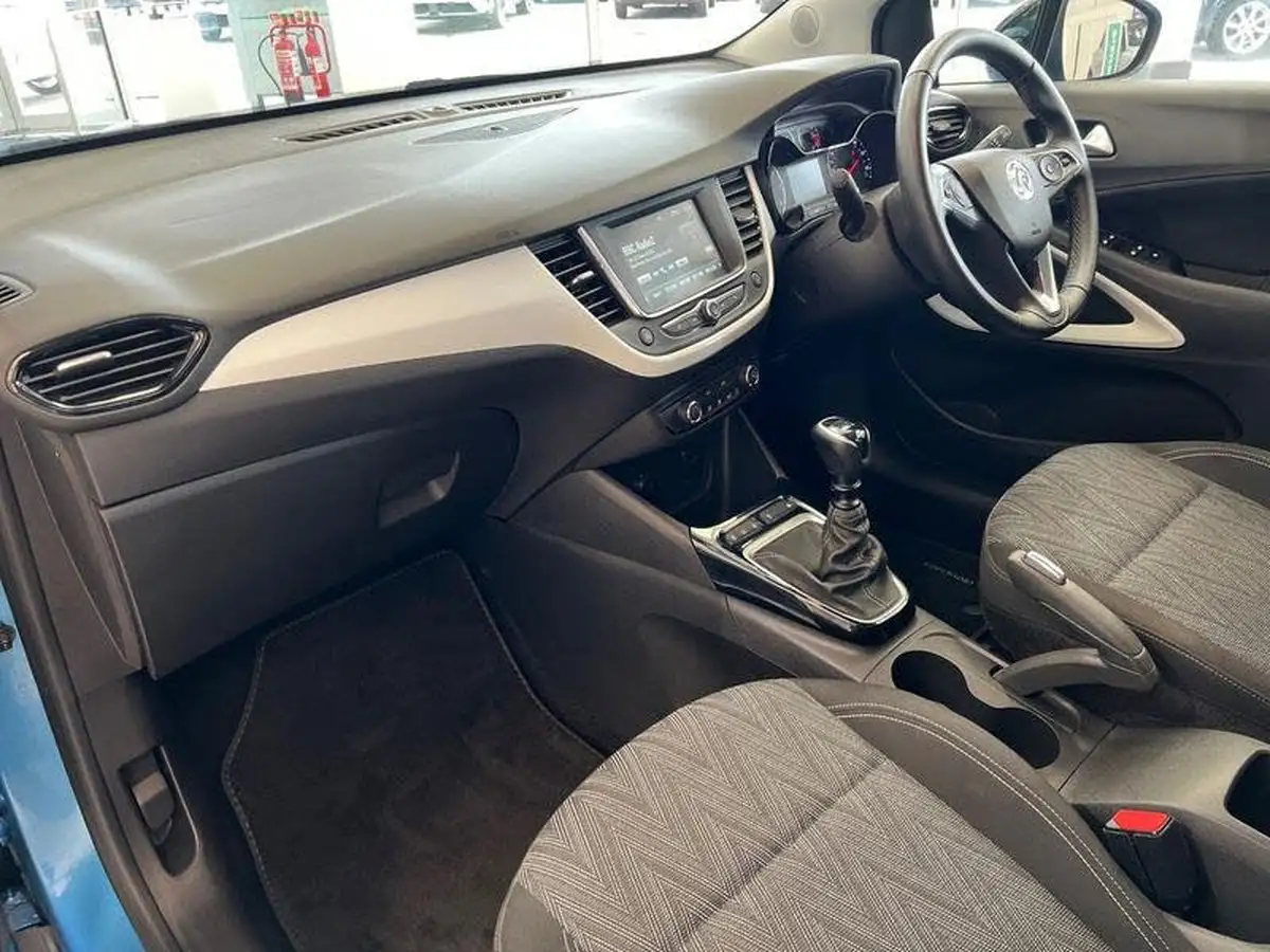 2020-vauxhall-crossland-x-12-griffin-110ps-big-10