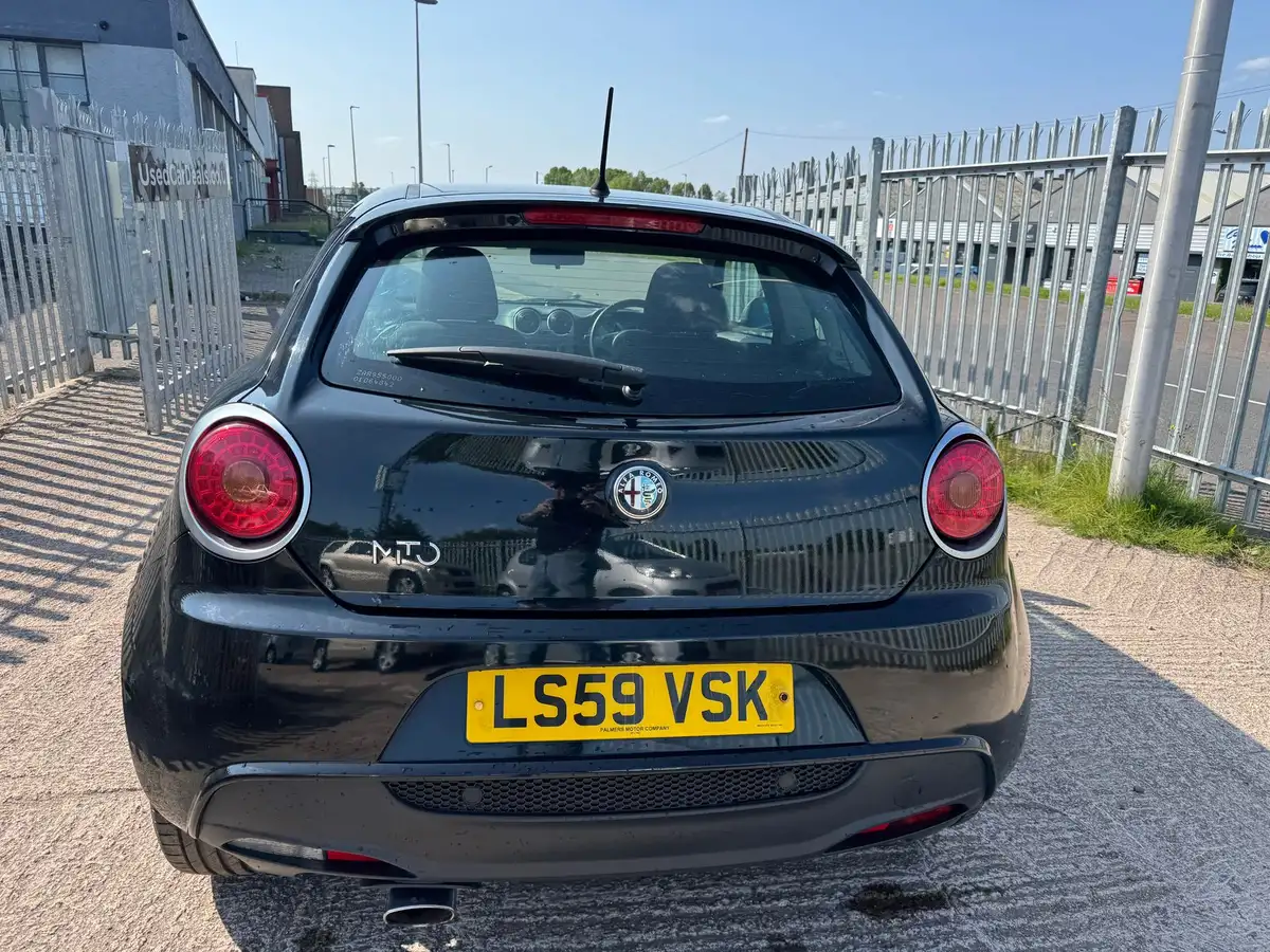 2009-alfa-romeo-mito-14-veloce-120bhp-big-8