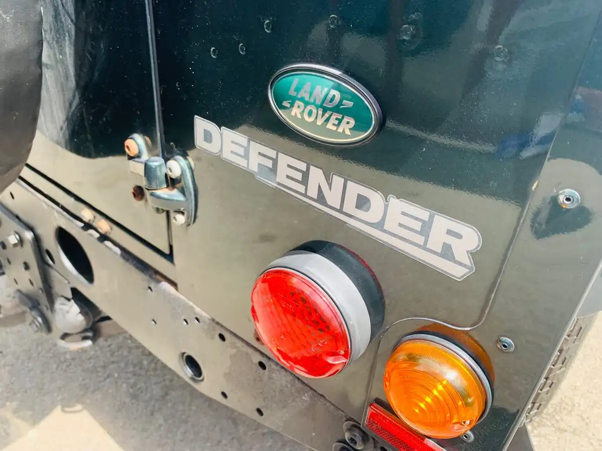 2011-land-rover-110-defender-24td-xs-station-wagon-5-drs-big-13