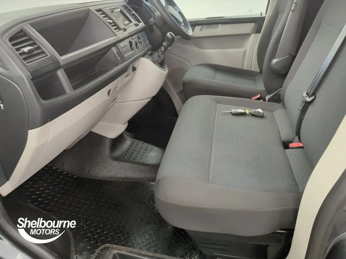 2019-volkswagen-transporter-20tdi-t28-trendline-bmt-swb-102pseu6-big-7