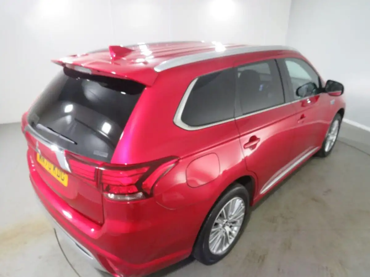 2020-mitsubishi-outlander-24-exceed-phev-big-8