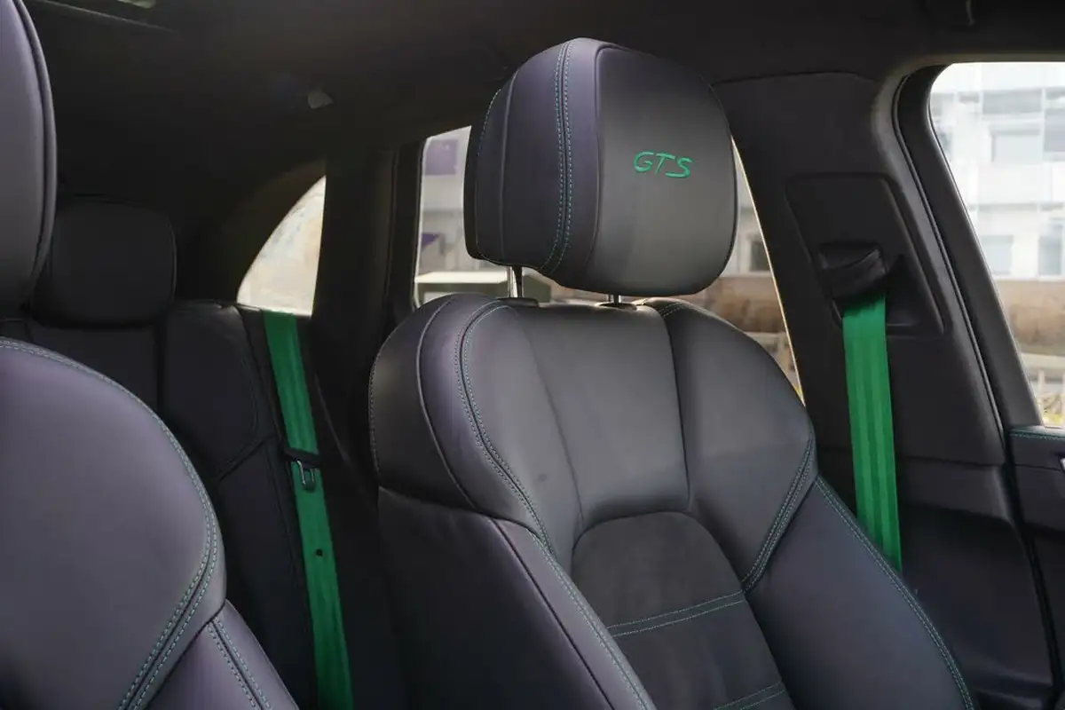 2023-porsche-macan-29-v6-gts-big-11