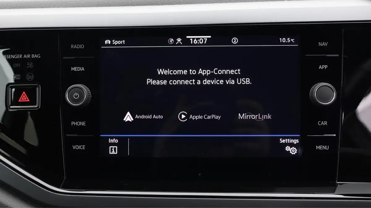 2022-volkswagen-taigo-10-tsi-r-line-big-25