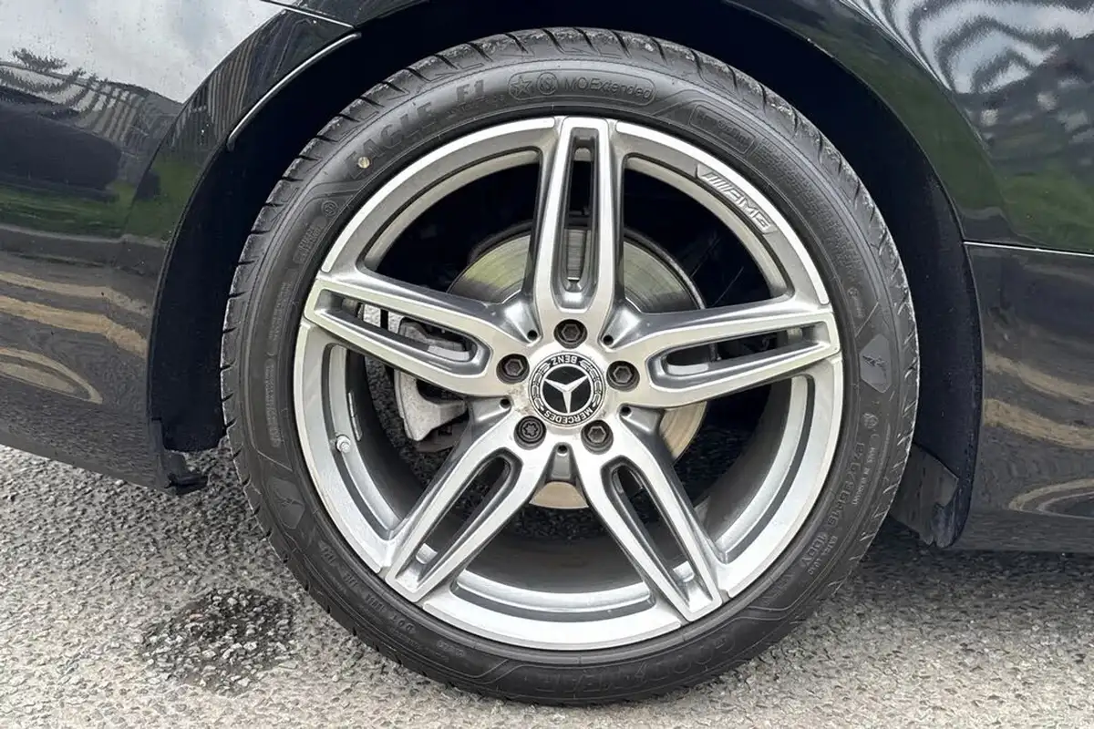 2018-mercedes-benz-e-class-20d-e220d-amg-line-ss-coupe-2d-big-10