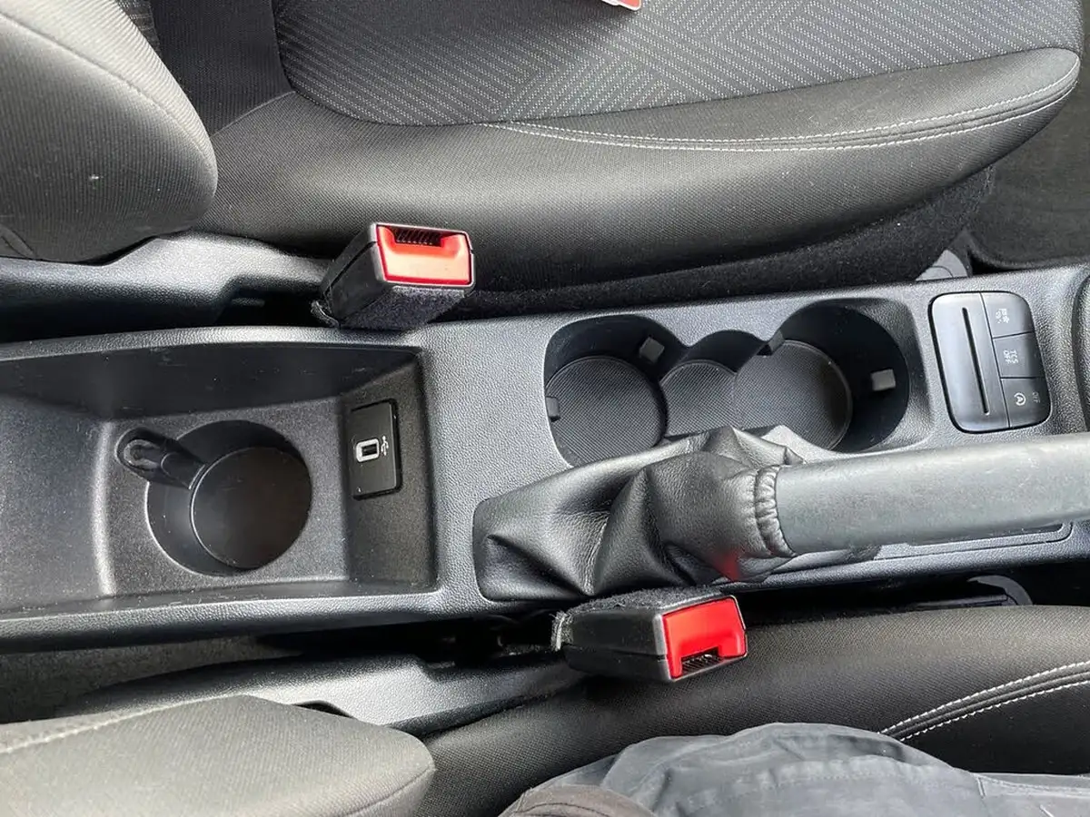 2022-ford-fiesta-11-ti-vct-trend-5d-big-29