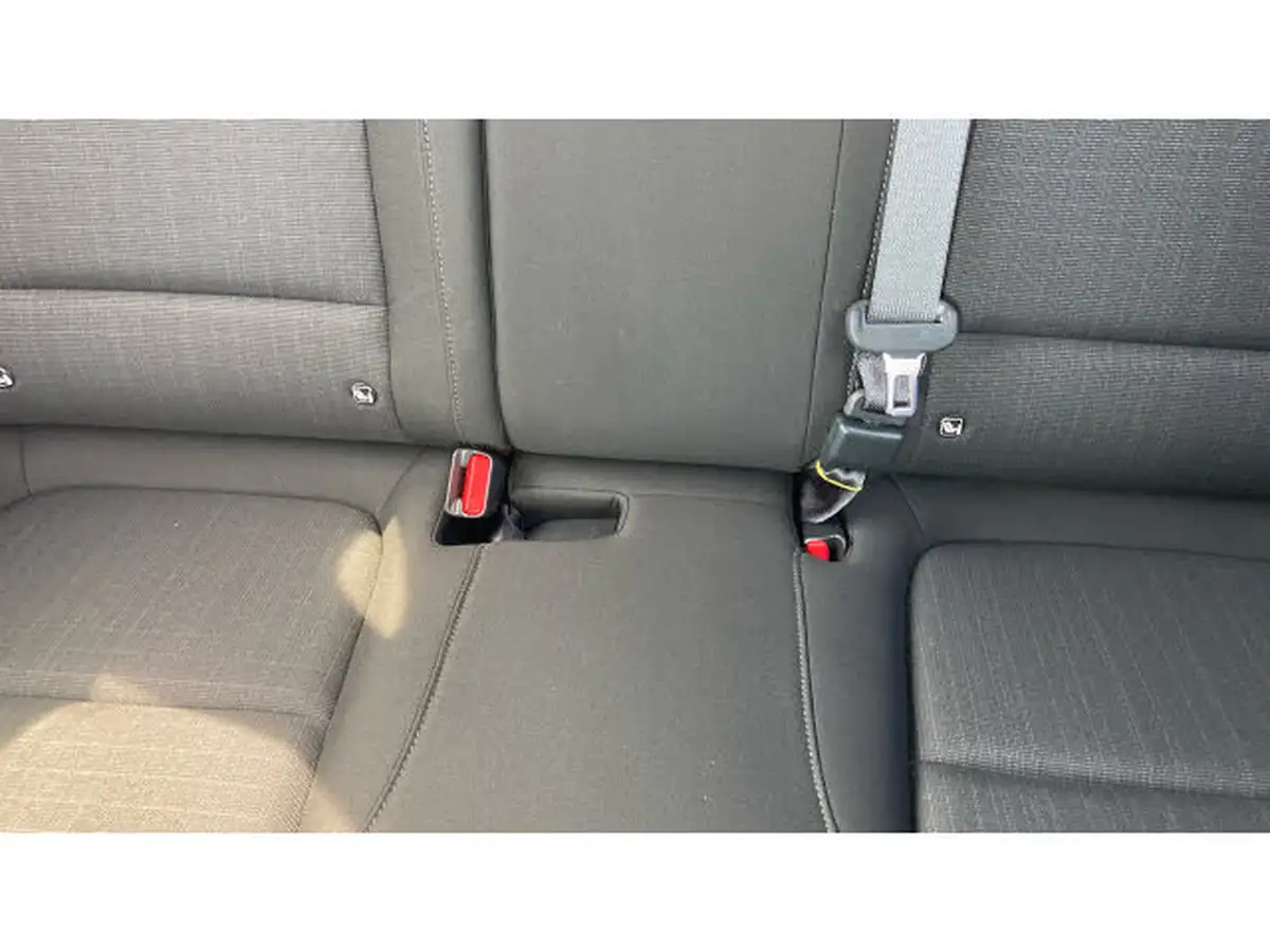 2022-hyundai-kona-10-t-gdi-premium-big-16