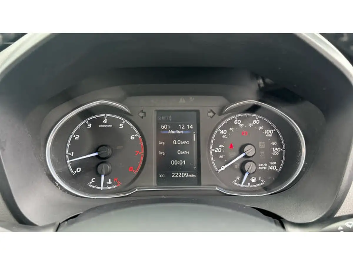 2019-toyota-yaris-15-vvt-i-icon-tech-111bhp-1496cc-big-17