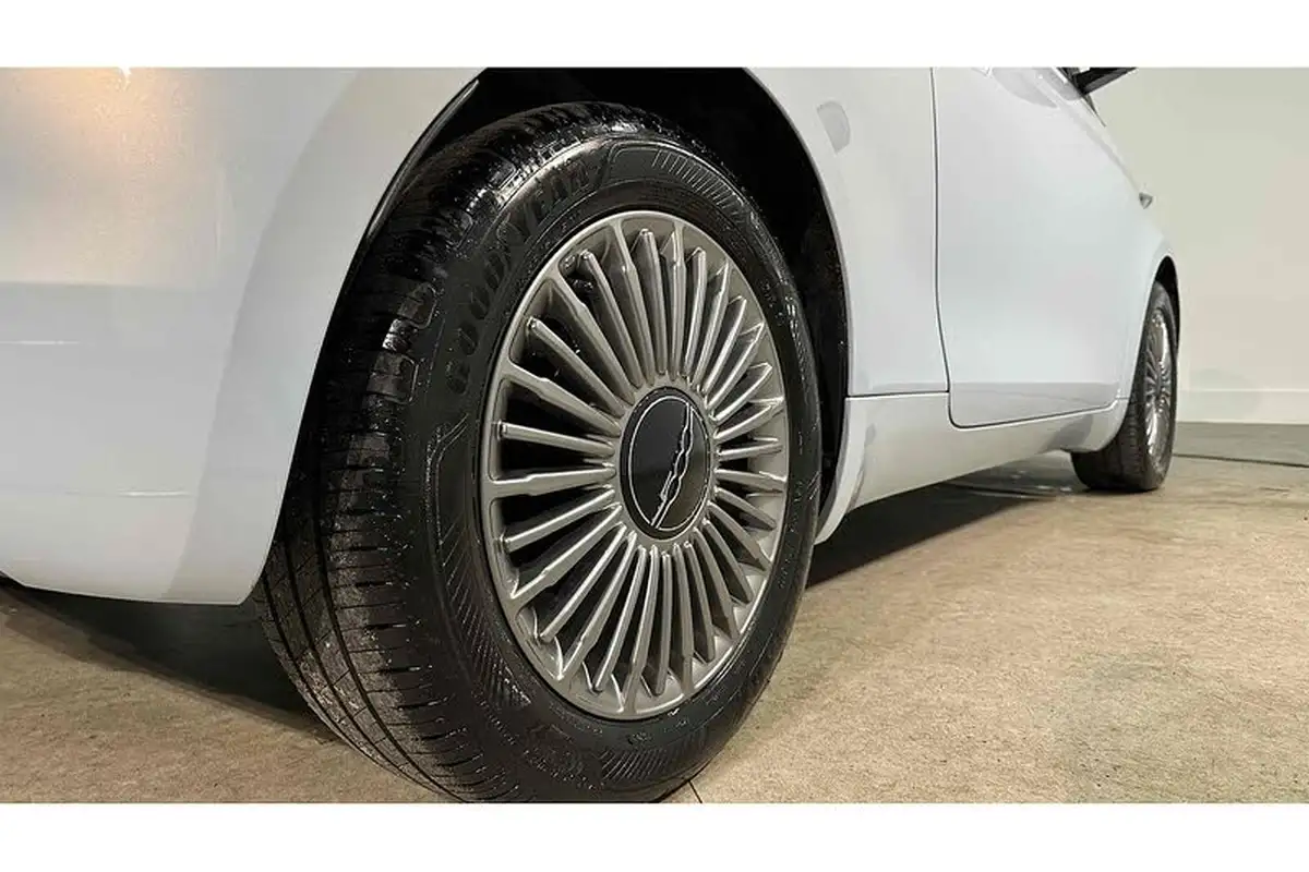 2023-fiat-500-e-icon-117bhp-big-16
