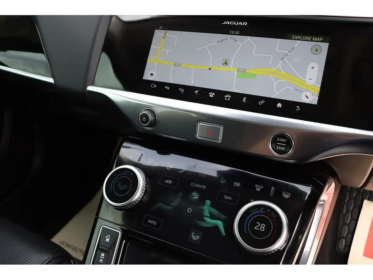 2019-jaguar-i-pace-ev400-se-big-47