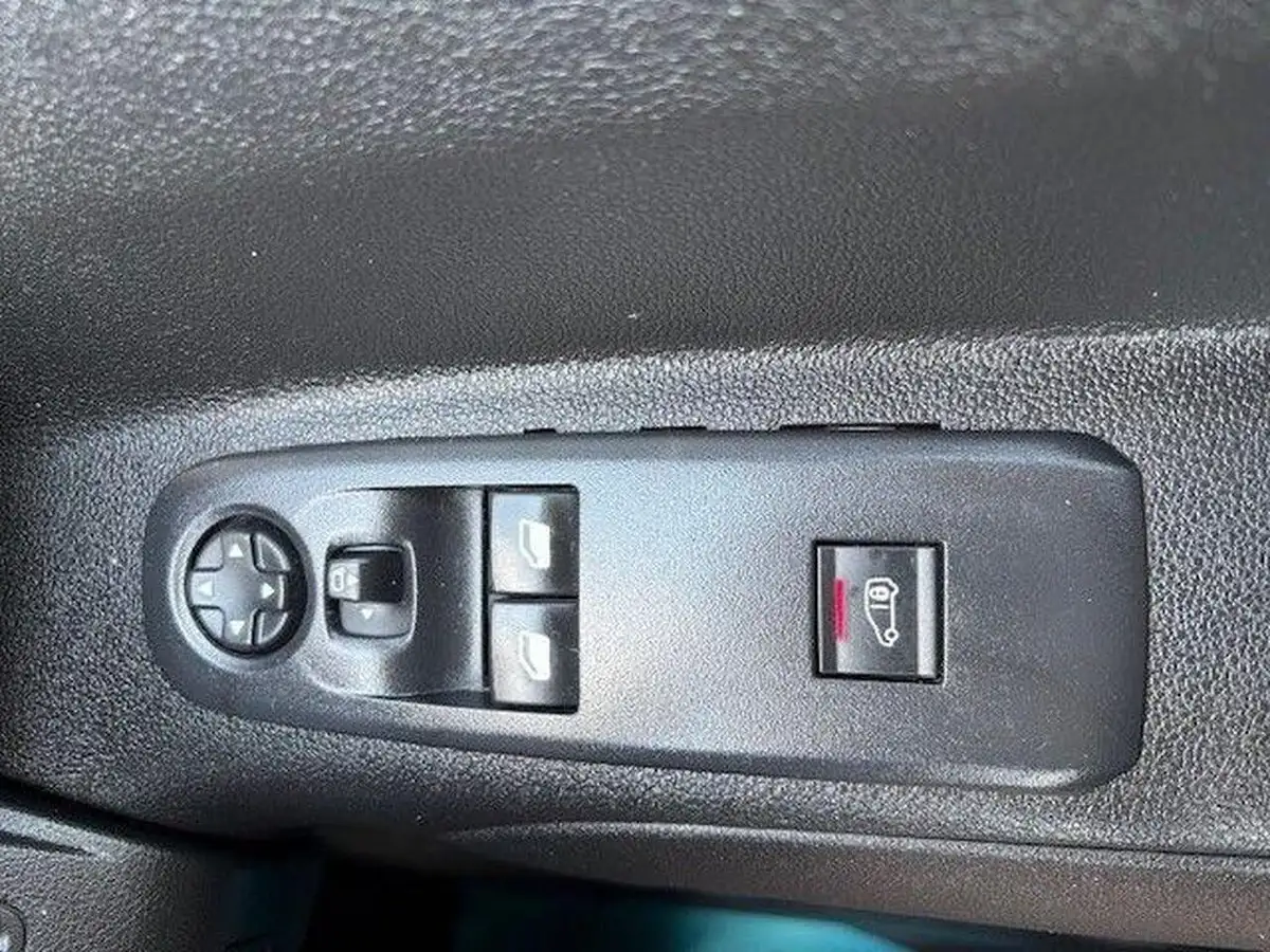 2020-citroen-berlingo-15bluehdi-950-enterprise-100pseu6dt-e-ss-panel-big-16