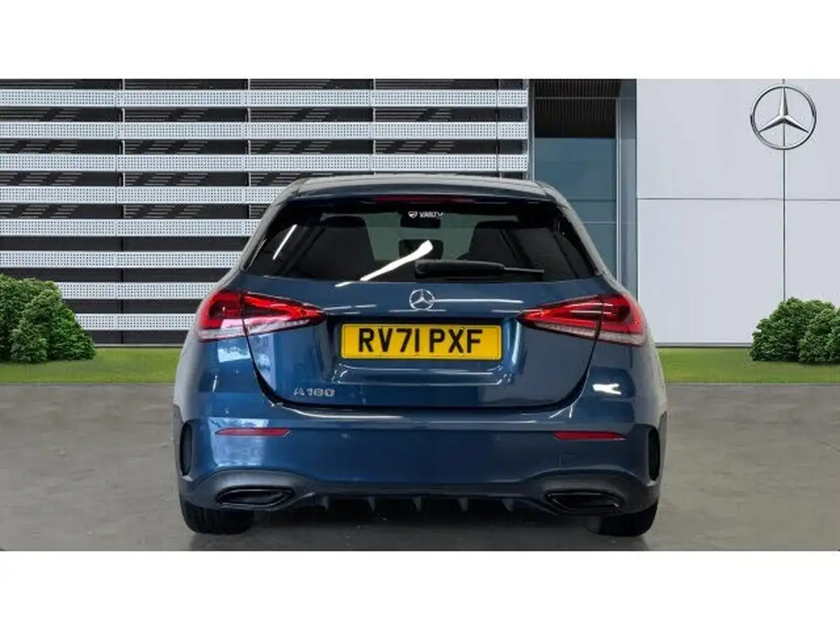 2021-mercedes-benz-a-class-13-a180-amg-line-executive-edition-hatchback-5d-7g-dct-big-5