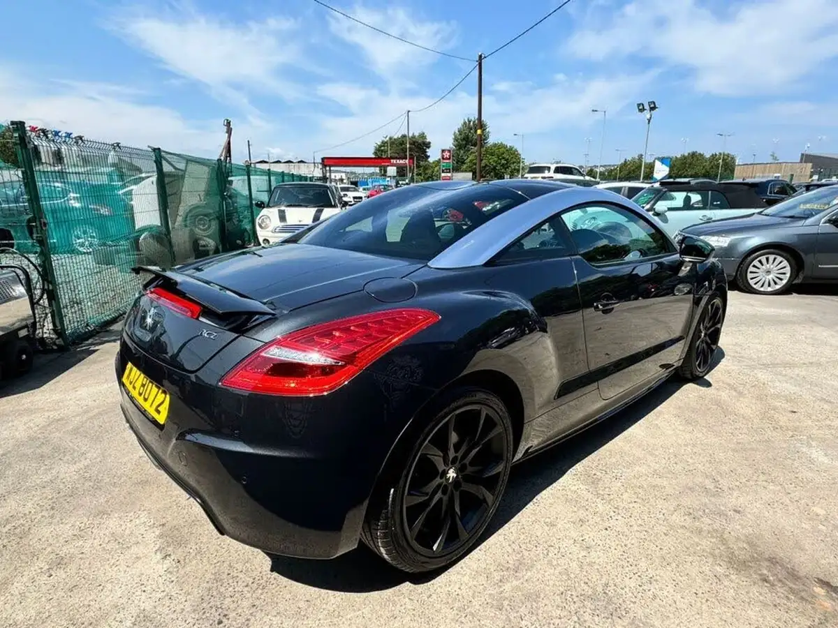 2012-peugeot-rcz-16-gt-156bhp-big-4