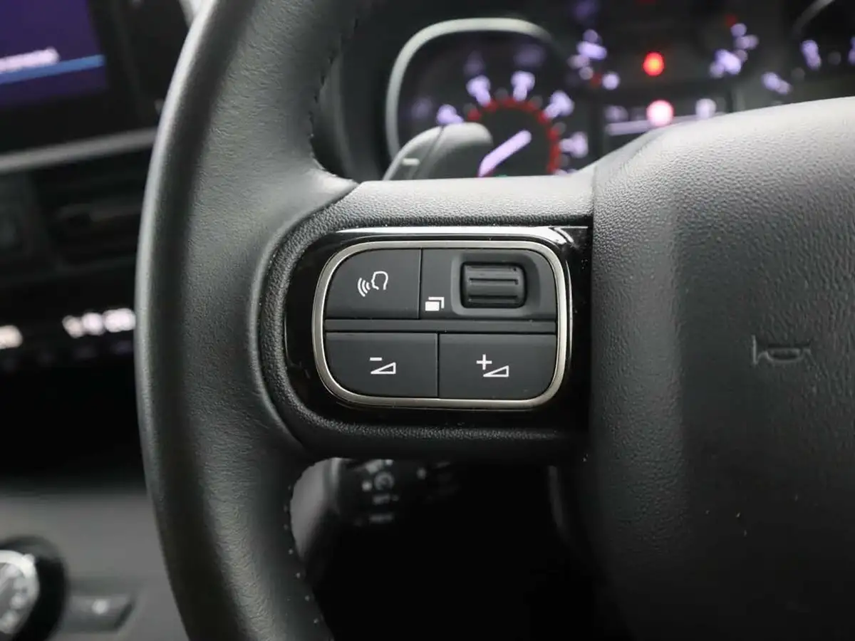 2022-citroen-berlingo-12-puretech-flair-xtr-m-size-big-31