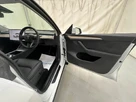 2022-tesla-model-y-e-long-range-small-10