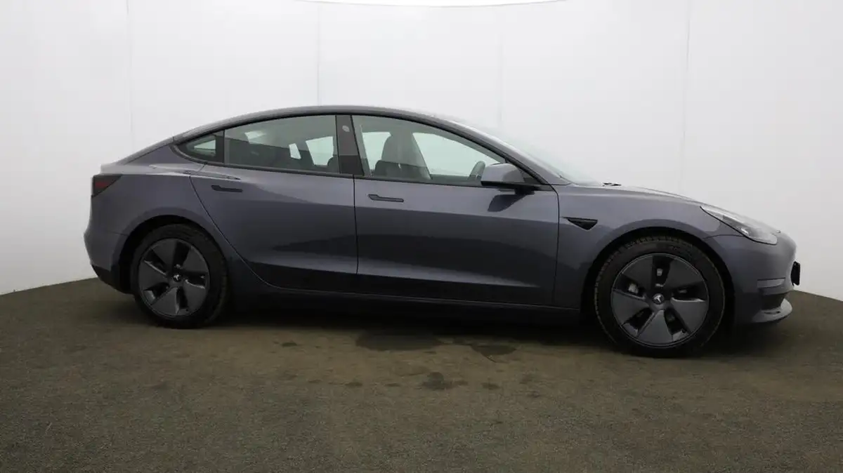 2021-tesla-model-3-e-long-range-4x4-big-53