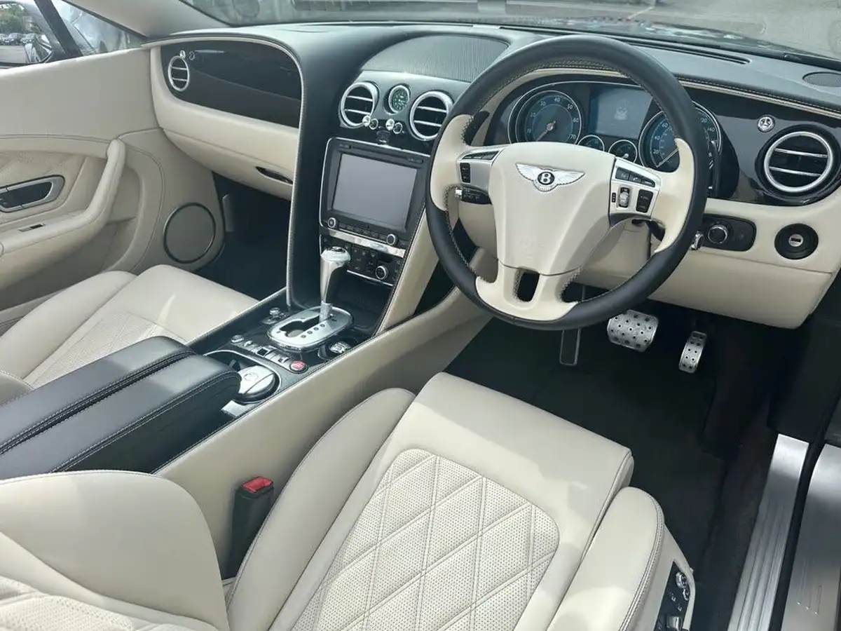2013-bentley-continental-60-gtc-big-11