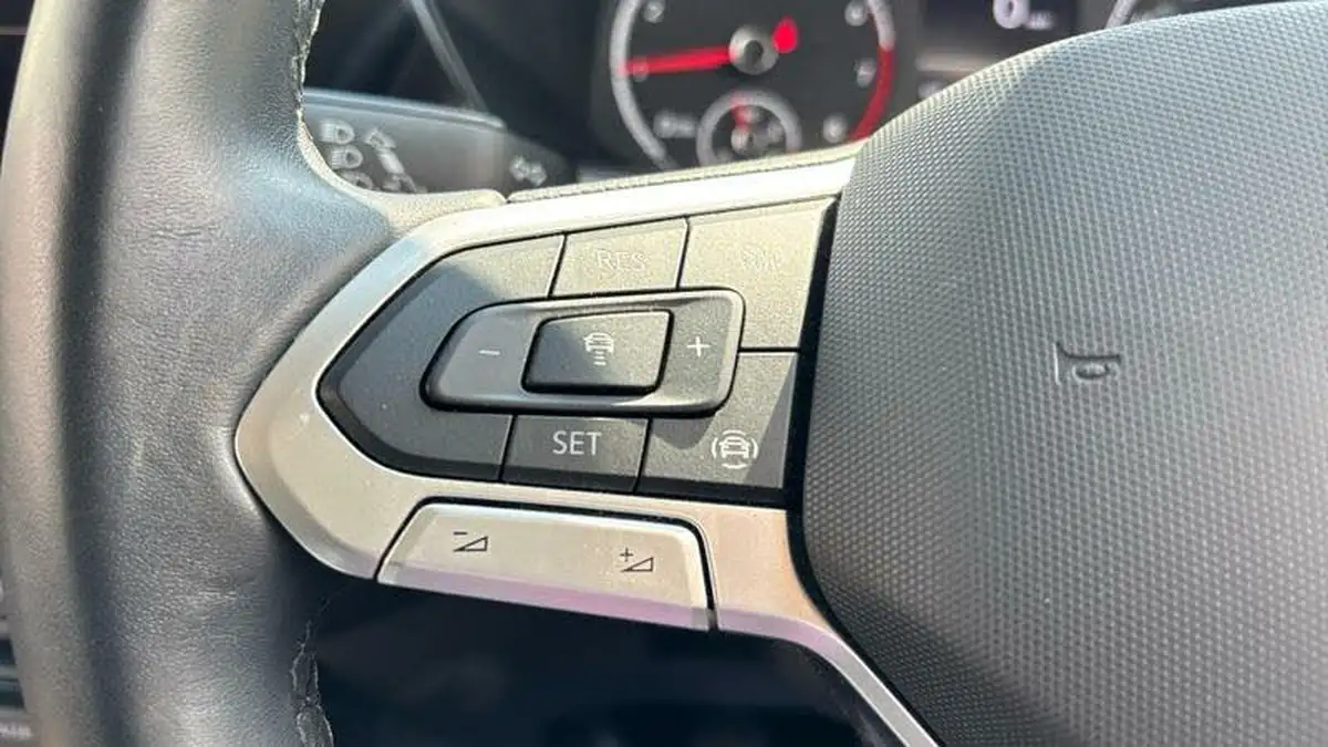 2021-volkswagen-t-cross-10-tsi-se-95ps-big-21