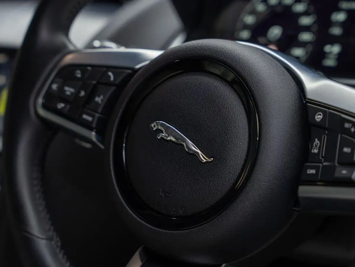 2022-jaguar-f-type-20-p300-r-dynamic-coupe-big-23