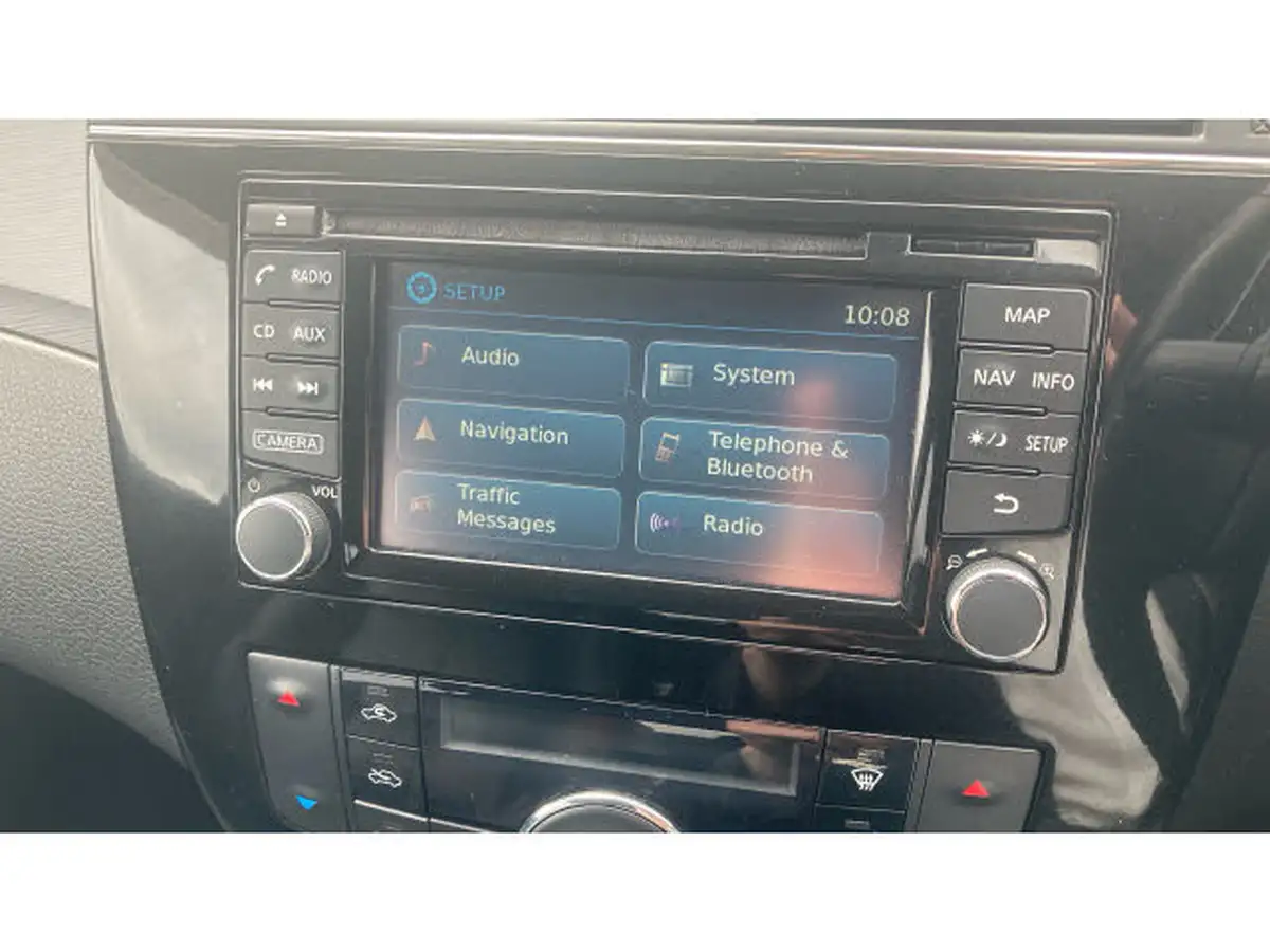 2017-nissan-pulsar-15dci-tekna-big-48