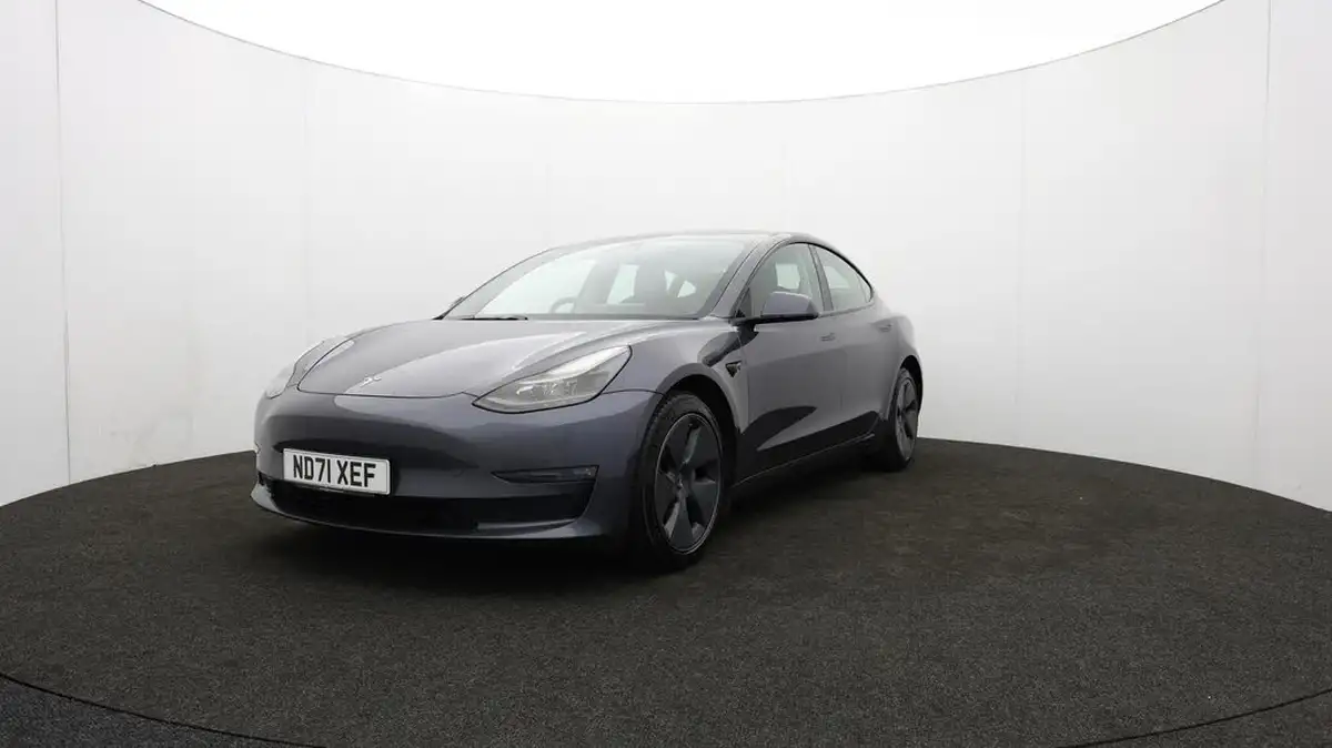 2021-tesla-model-3-e-long-range-awd-big-54
