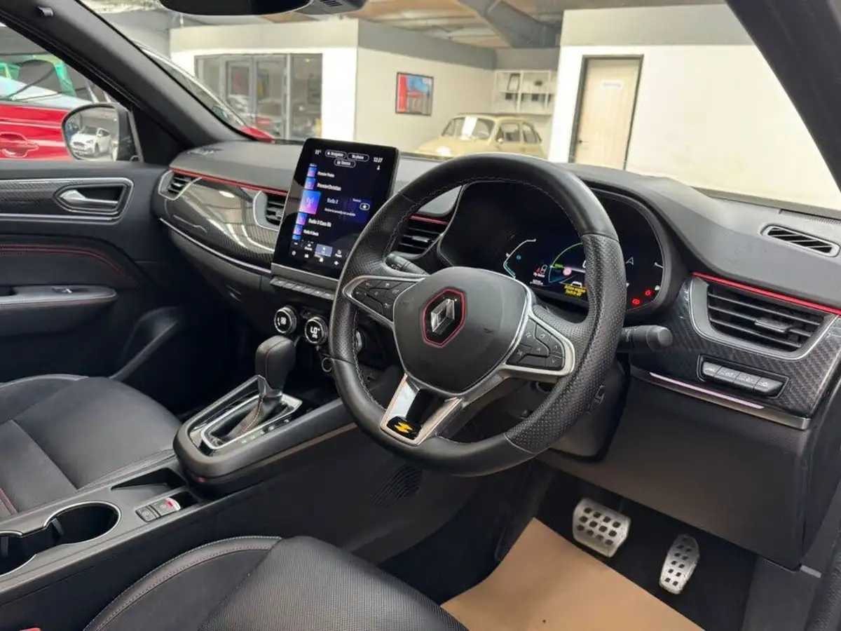 2022-renault-arkana-16-rs-line-big-9