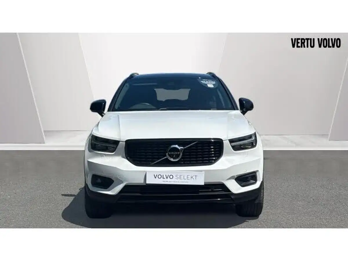 2018-volvo-xc40-20td-d4-first-edition-big-11
