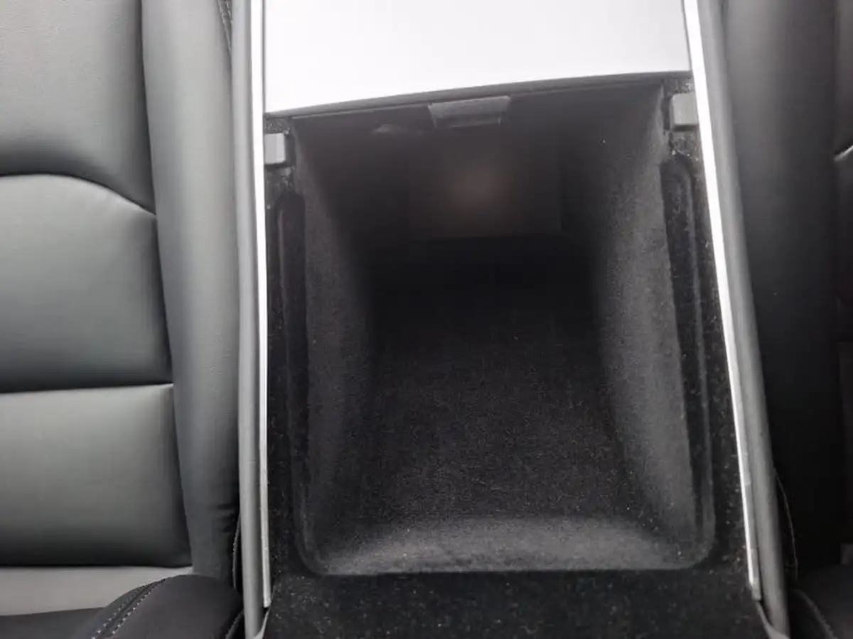 2021-tesla-model-3-e-long-range-4x4-big-17