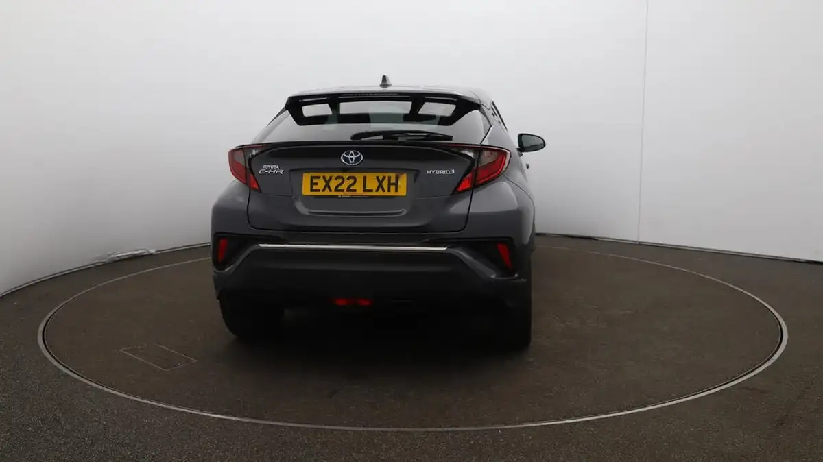 2022-toyota-c-hr-18-vvt-i-design-big-55