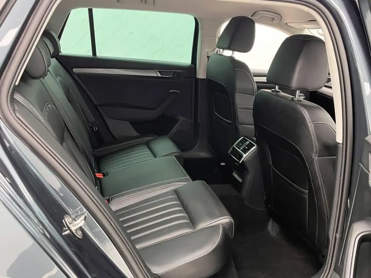 2020-skoda-superb-20tdi-se-l-150ps-estate-dsg-big-31
