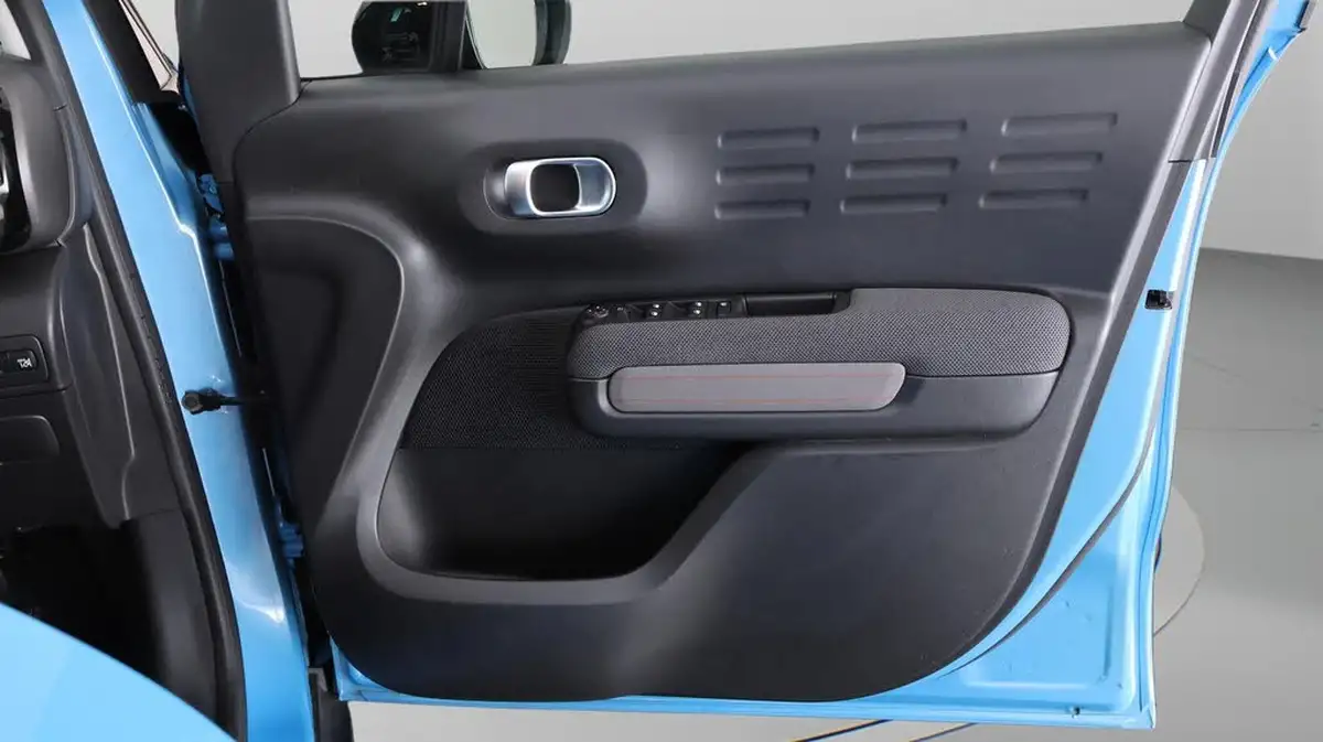 2020-citroen-c3-aircross-12-puretech-flair-110ps-ss-big-14