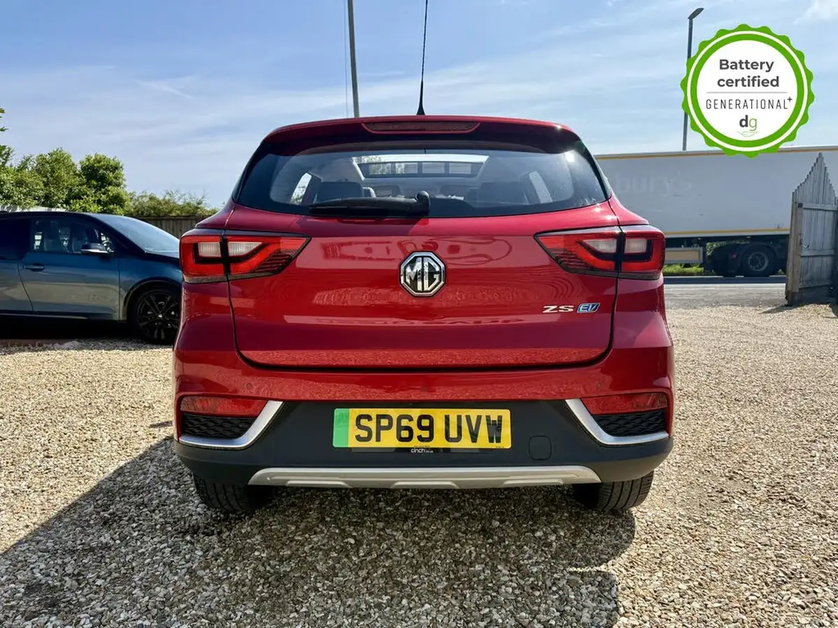 2019-mg-zs-suv-e-exclusive-ev-big-8