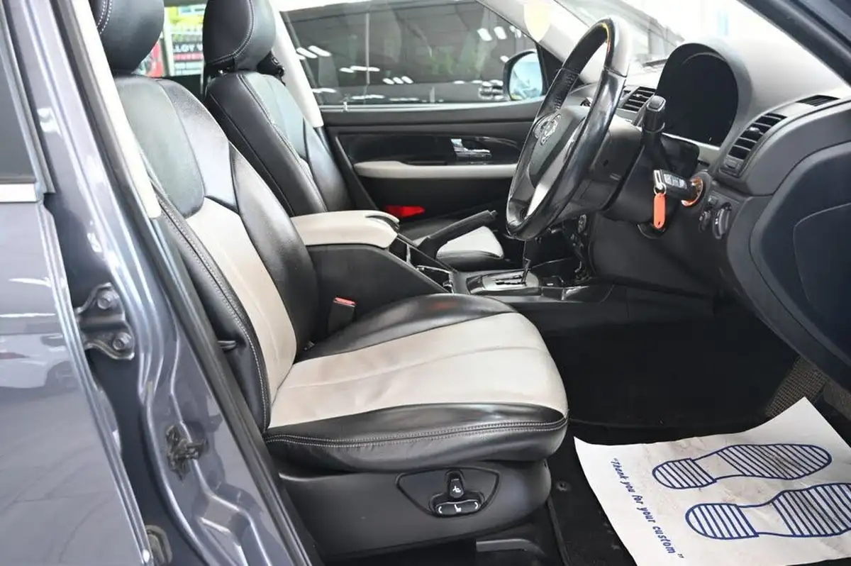 2017-kgm-ssangyong-rexton-w-22td-elx-big-21