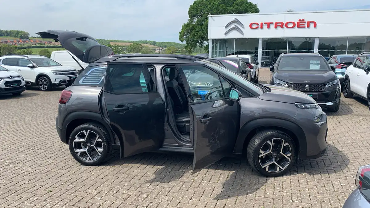 2022-citroen-c3-aircross-12-puretech-shine-plus-130ps-eat6-big-32