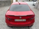 2017-alfa-romeo-giulia-29-biturbo-quadrifoglio-small-18