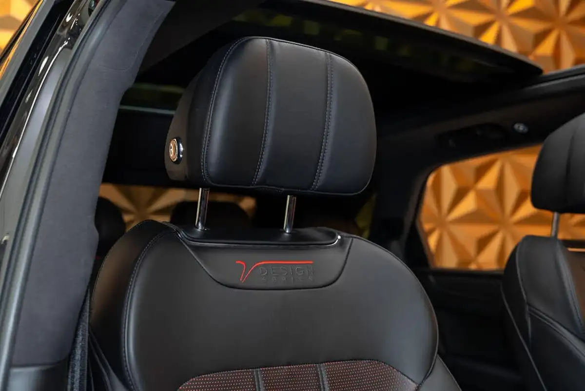 2019-bentley-bentayga-40-v8-big-29