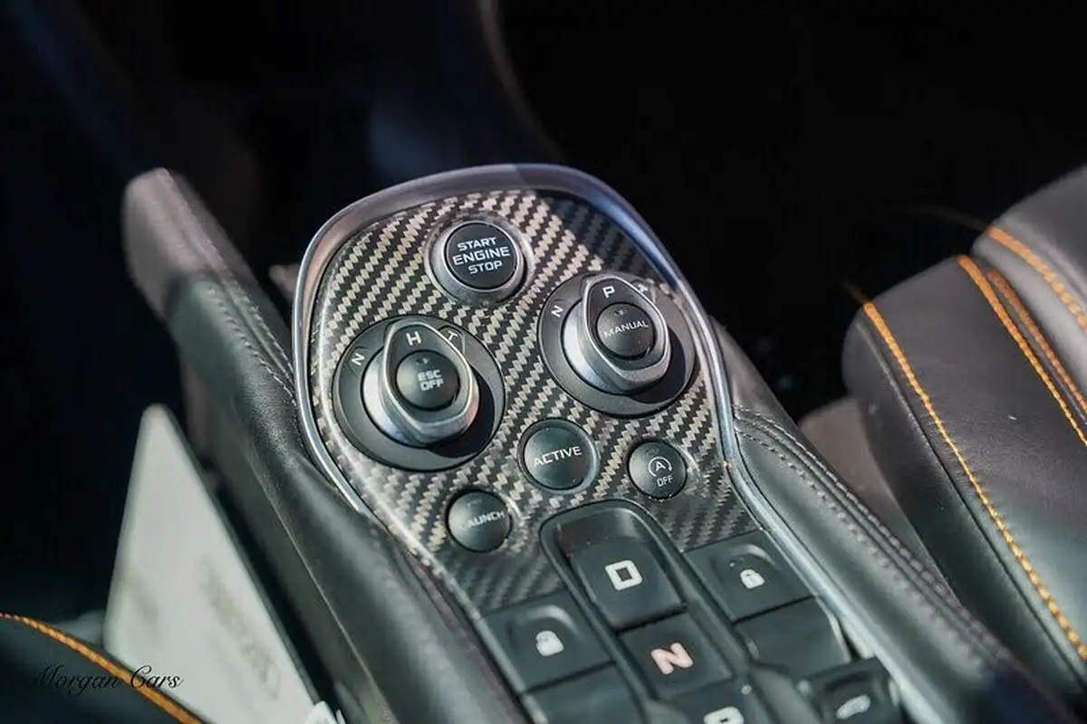 2020-mclaren-570gt-38-big-48
