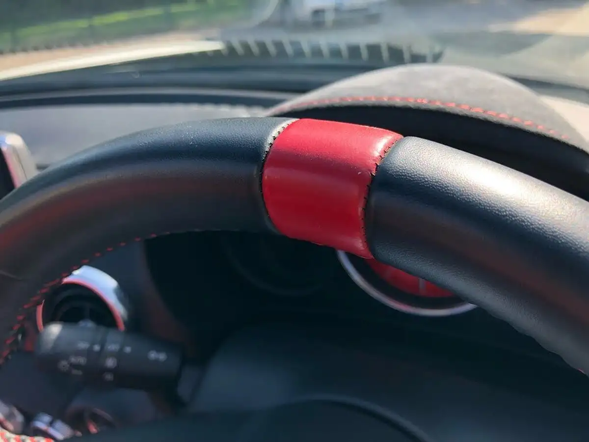 2016-abarth-124-14-multiair-spider-big-24