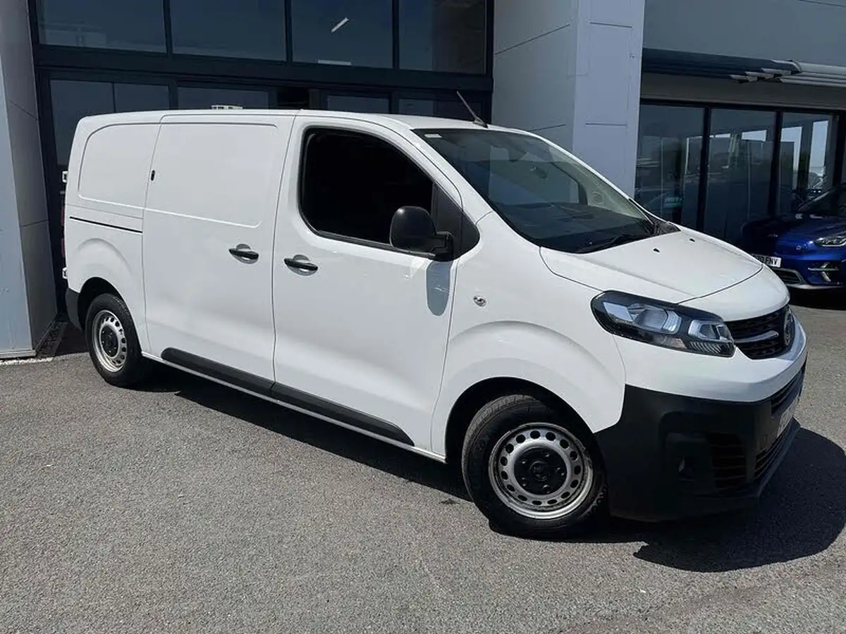 2022-vauxhall-vivaro-20td-3100-l1h1-dynamic-big-8