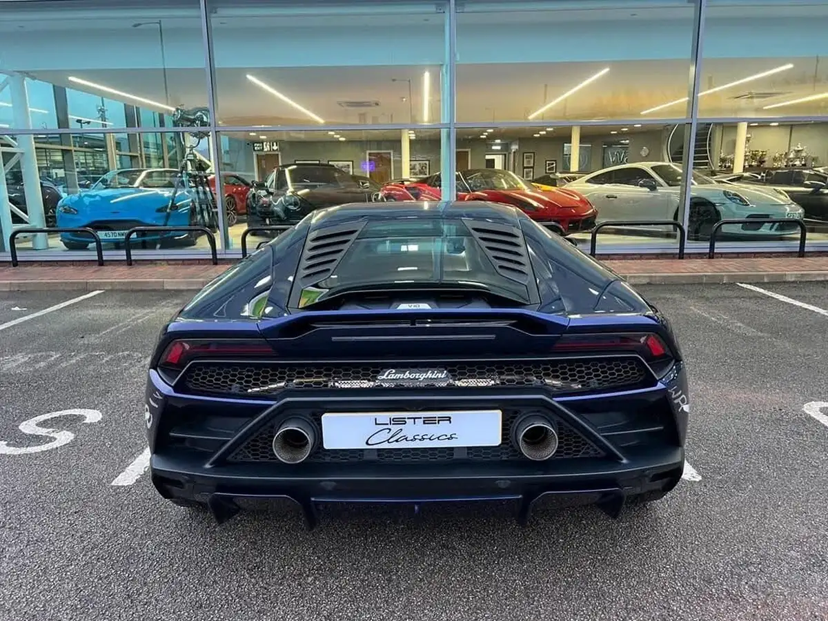 2021-lamborghini-huracan-big-4